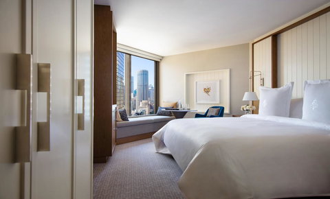 Four Seasons Hotel Sydney - SA Accommodation 9