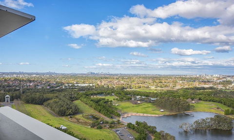 Stunning Views Sydney Olympic Park - SA Accommodation 32