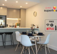 Stunning Views Sydney Olympic Park - SA Accommodation