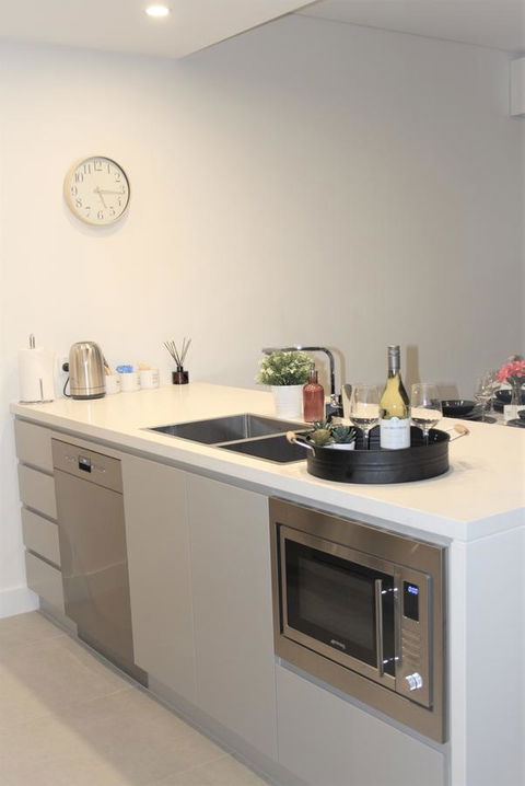Stunning Views Sydney Olympic Park - SA Accommodation 9