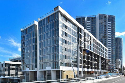 Brand New 3 Bedrooms Apt With Waterfront View - SA Accommodation 17