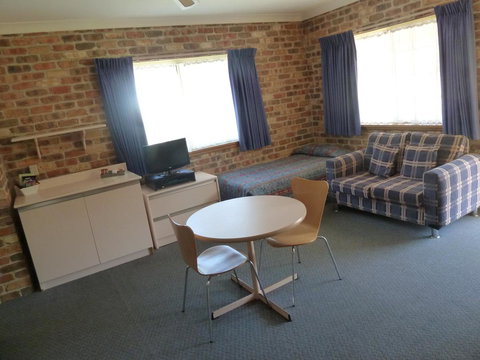 Mollymook Surfbeach Motel & Apartments - SA Accommodation 25
