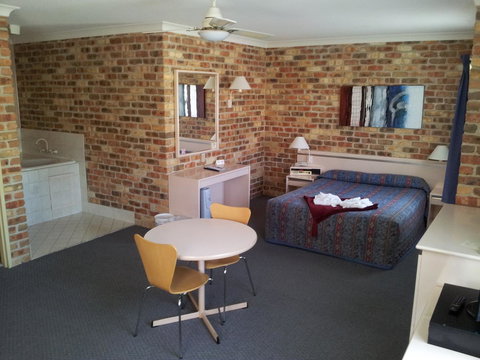 Mollymook Surfbeach Motel & Apartments - SA Accommodation 5