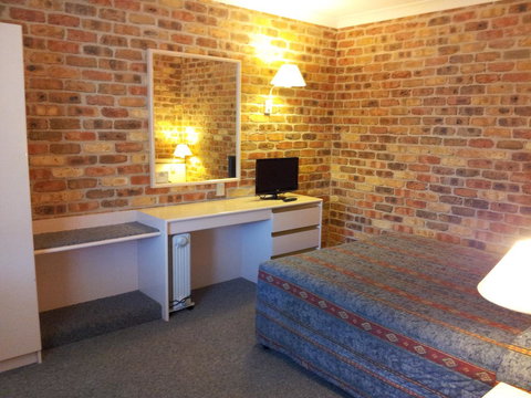 Mollymook Surfbeach Motel & Apartments - SA Accommodation 33