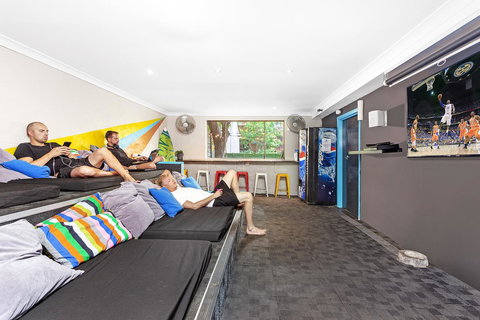 Summer House Kings Cross - SA Accommodation 9