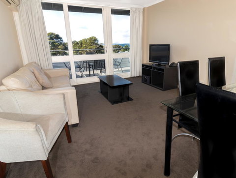 Horizon Holiday Apartments - SA Accommodation 5