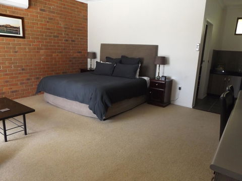 Federation Motel Resort - Corowa - SA Accommodation 24