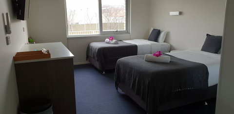 Carlton Suites - SA Accommodation 10