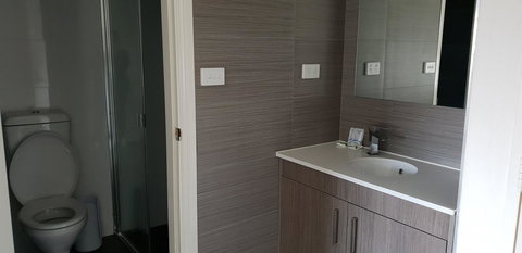 Carlton Suites - SA Accommodation 11