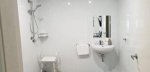 Carlton Suites - SA Accommodation 21