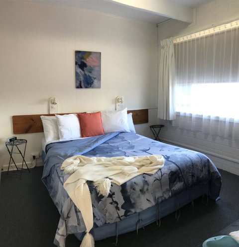 Kon Tiki Apartments - SA Accommodation 14