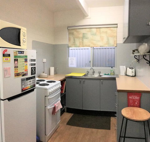 Kon Tiki Apartments - SA Accommodation 21