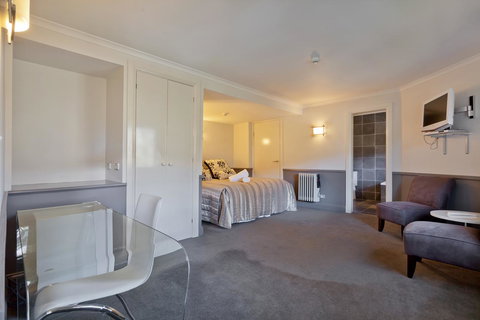 Pure Chalet Thredbo - SA Accommodation 11