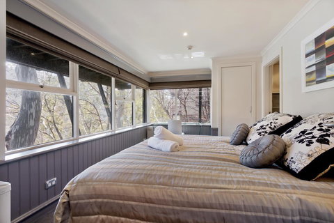 Pure Chalet Thredbo - SA Accommodation 29