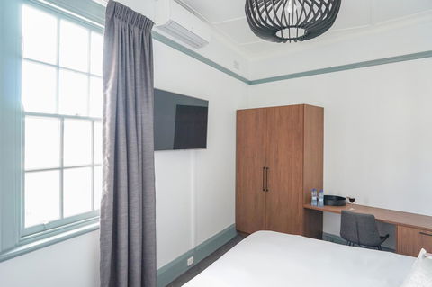 Oasis On Beamish Hotel - SA Accommodation 16