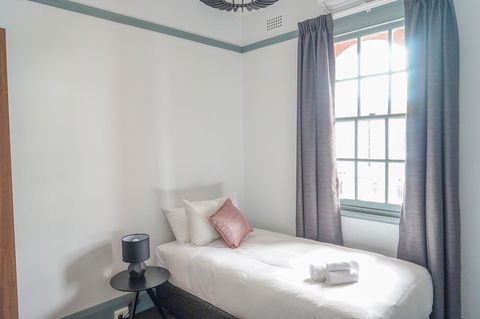 Oasis On Beamish Hotel - SA Accommodation 6