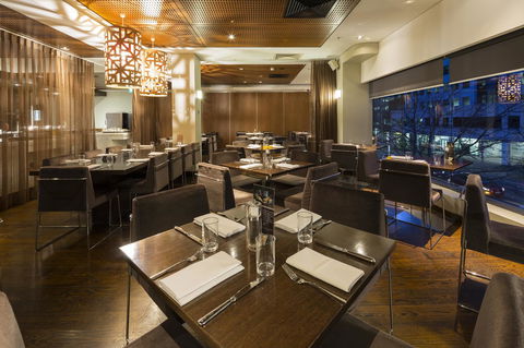 Novotel Canberra - SA Accommodation 1