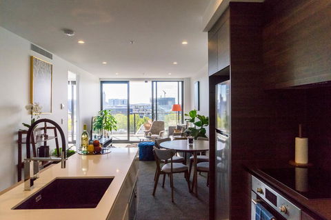 Highgate Executive Apartment City Walk Canberra - SA Accommodation 12