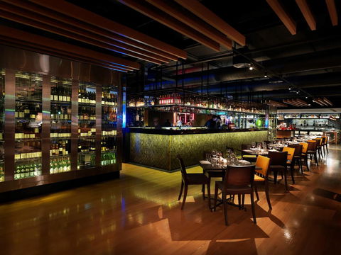 QT Canberra - SA Accommodation 4