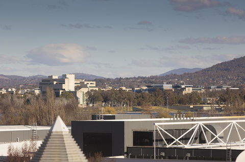 Crowne Plaza Canberra, An IHG Hotel - SA Accommodation 17
