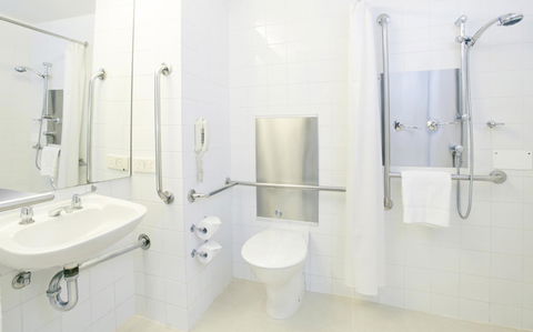 Crowne Plaza Canberra, An IHG Hotel - SA Accommodation 24