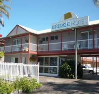 Bridge Motel