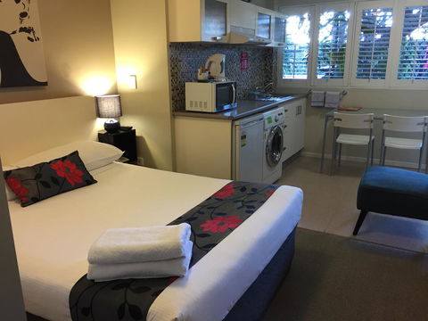 Brisbane Street Studios - SA Accommodation 3
