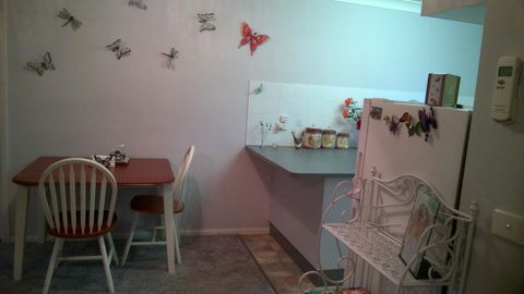 Butterfly Cottage - SA Accommodation 3
