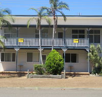 Cabenay 3 - VIEWS ACROSS THE PARK - SA Accommodation