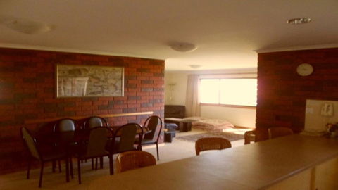 Calm Seas - 70 Gold Coast Drive - SA Accommodation 3