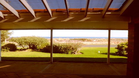 Calm Seas - 70 Gold Coast Drive - SA Accommodation 2
