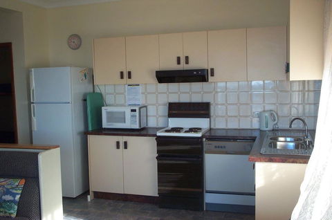 Calypso, Unit 1 - The Entrance, NSW - SA Accommodation 2