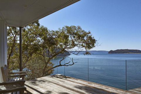Cape Mackerel Cabin With Magic Palm Beach & Pittwater Views - SA Accommodation 1