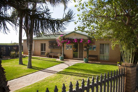 Capricorn Holiday Park - SA Accommodation 0