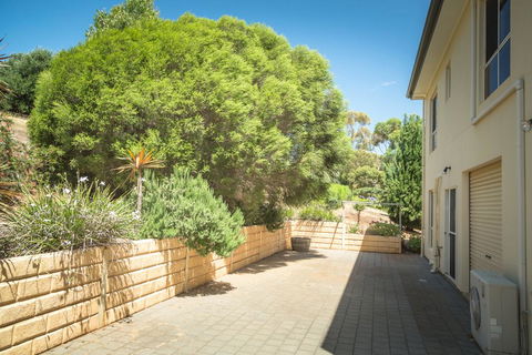 Carri-away - 15 Solitude Drive - SA Accommodation 2
