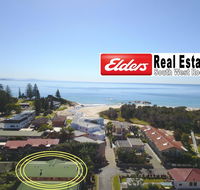 Carrington Terrace No 2 at South West Rocks - SA Accommodation
