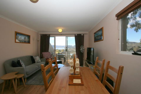 Cascades 13/3 Kurrajong Street - SA Accommodation 1