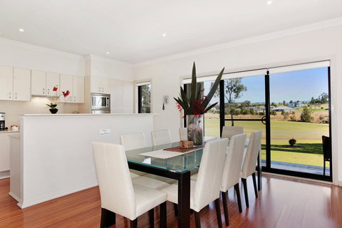 Chateau Shiraz - SA Accommodation 1