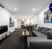 CITY APARTMENT and FREE CITY TOUR BUS NEARBY - SA Accommodation