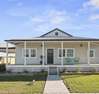 Cloverdale Cottage - SA Accommodation