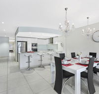 Coast Luxury Apartment 21 - SA Accommodation