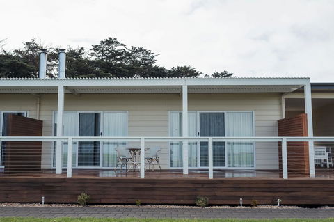 Coastal Lodge - SA Accommodation 1