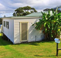 Cosy cottage by the sea - SA Accommodation