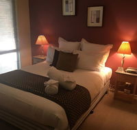 Cottage 1 Relax and Self Isolate in With Hot Tub - SA Accommodation