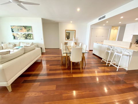 DIRECT BEACH ACCESS - 3 BED APART - CABARITA BEACH - SA Accommodation 3