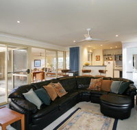 Dolphin 3 Bedroom House by Shoalwater Executive Homes - SA Accommodation