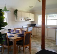 Edward Lane Apt3 - SA Accommodation