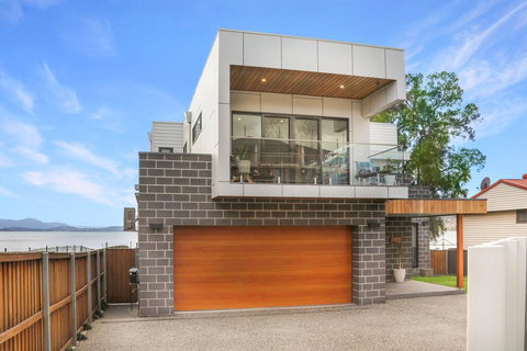 Eternity 141 - Room With Private Bathroom, Balcony Bed & Breakfast - SA Accommodation 1