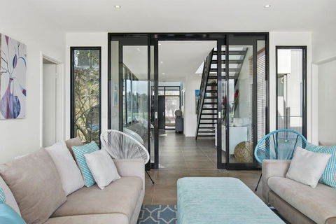 Fabulous Home - Families Only - SA Accommodation 2