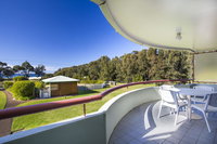 Fathoms 8 - Mollymook